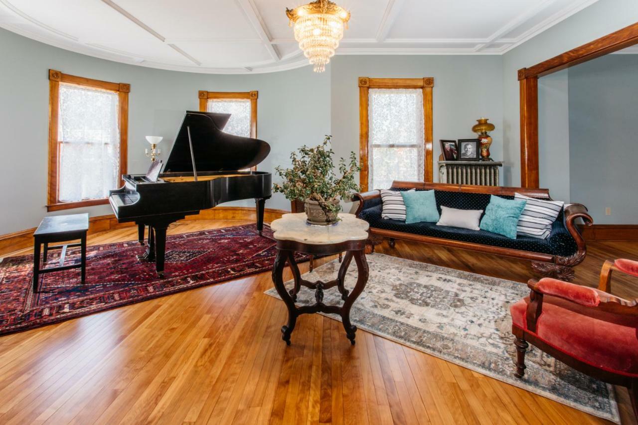 Reynolds House Inn Barre Luaran gambar