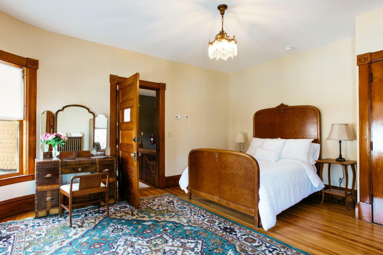 Reynolds House Inn Barre Luaran gambar